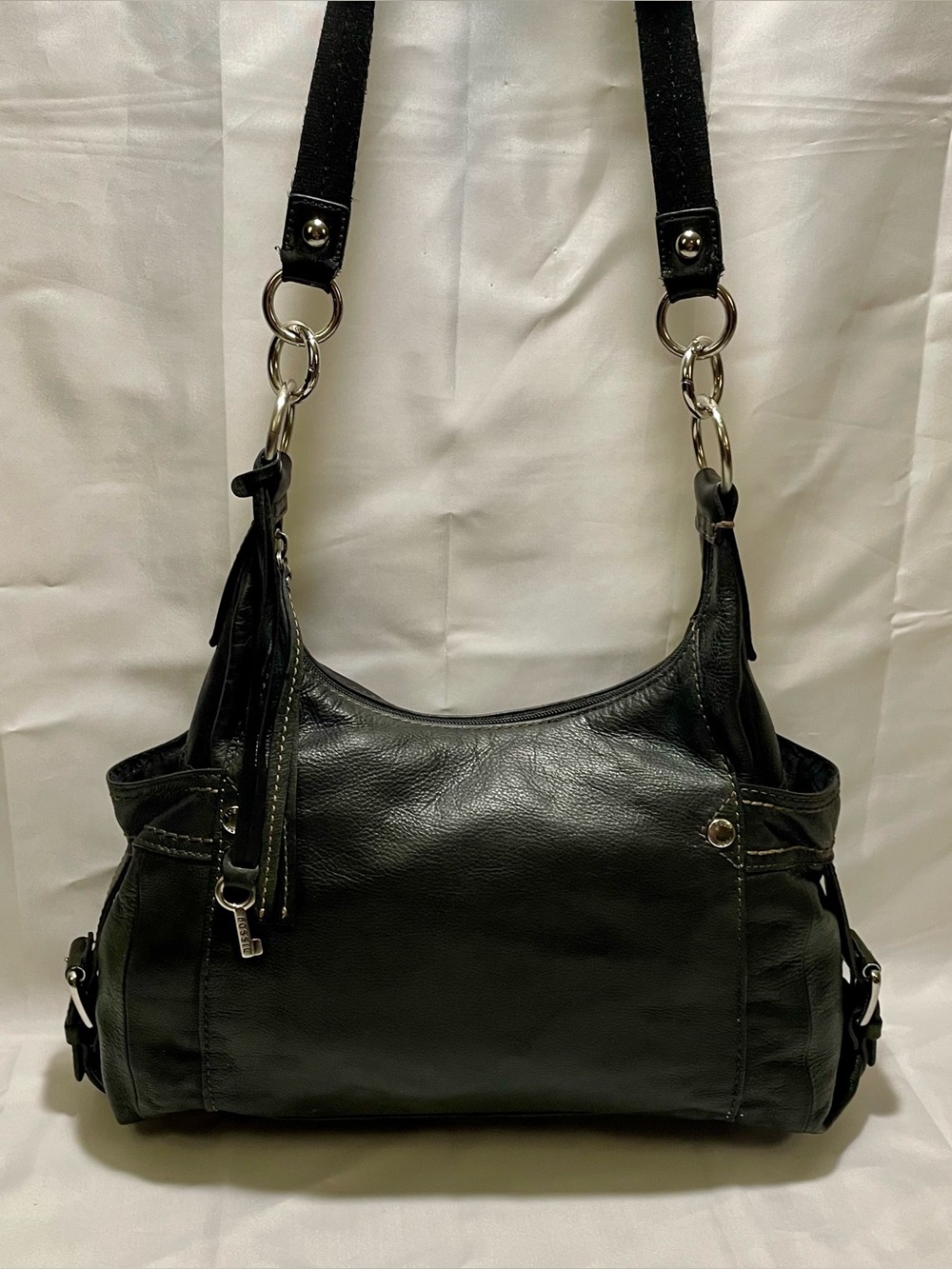 Fossil Black Leather Crossbody Bag with Silver Accents, ⭐️Vintage⭐️